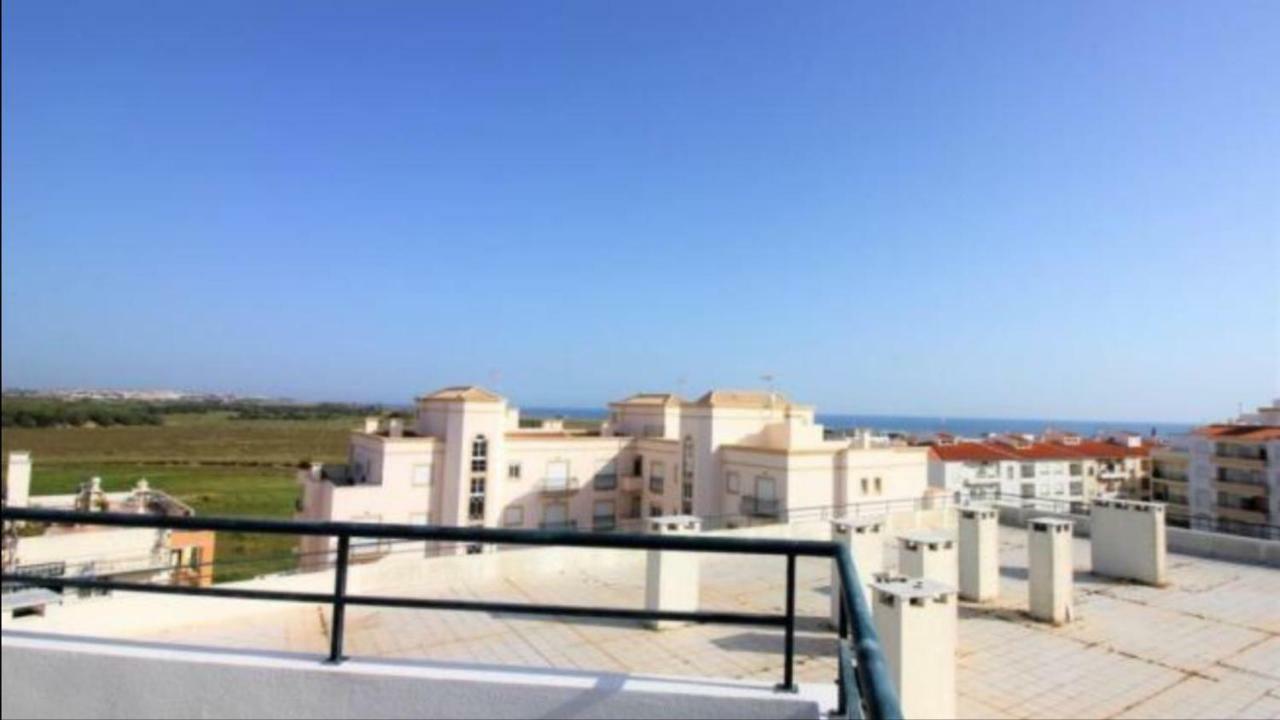 Quiet Apartment Overlooking The Swimming Pool Armação de Pêra 외부 사진