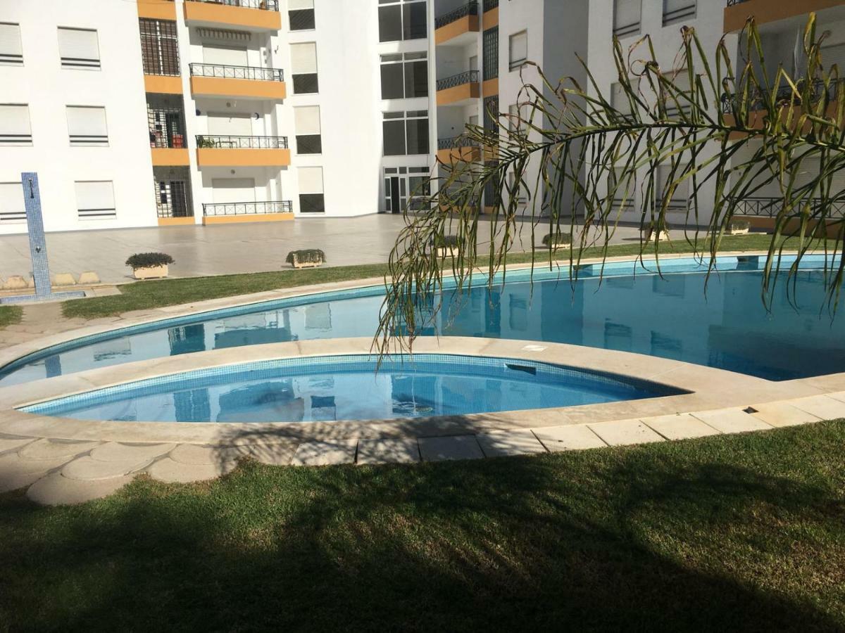 Quiet Apartment Overlooking The Swimming Pool Armação de Pêra 외부 사진